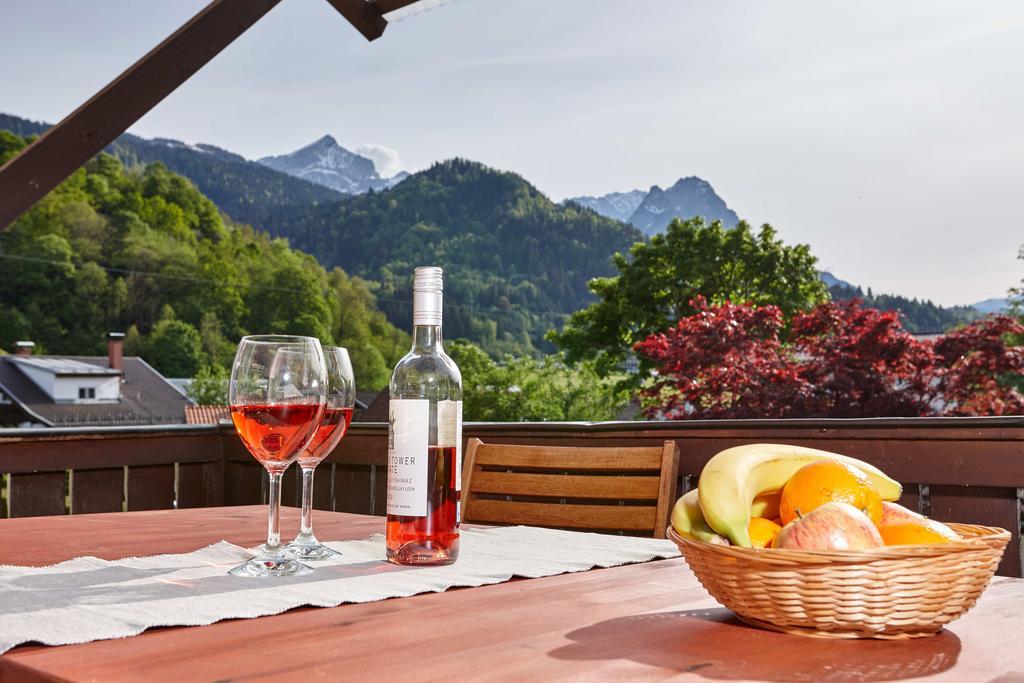 Apartment Sir George Garmisch-Partenkirchen Rom bilde