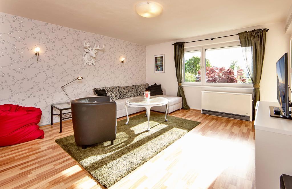 Apartment Sir George Garmisch-Partenkirchen Rom bilde
